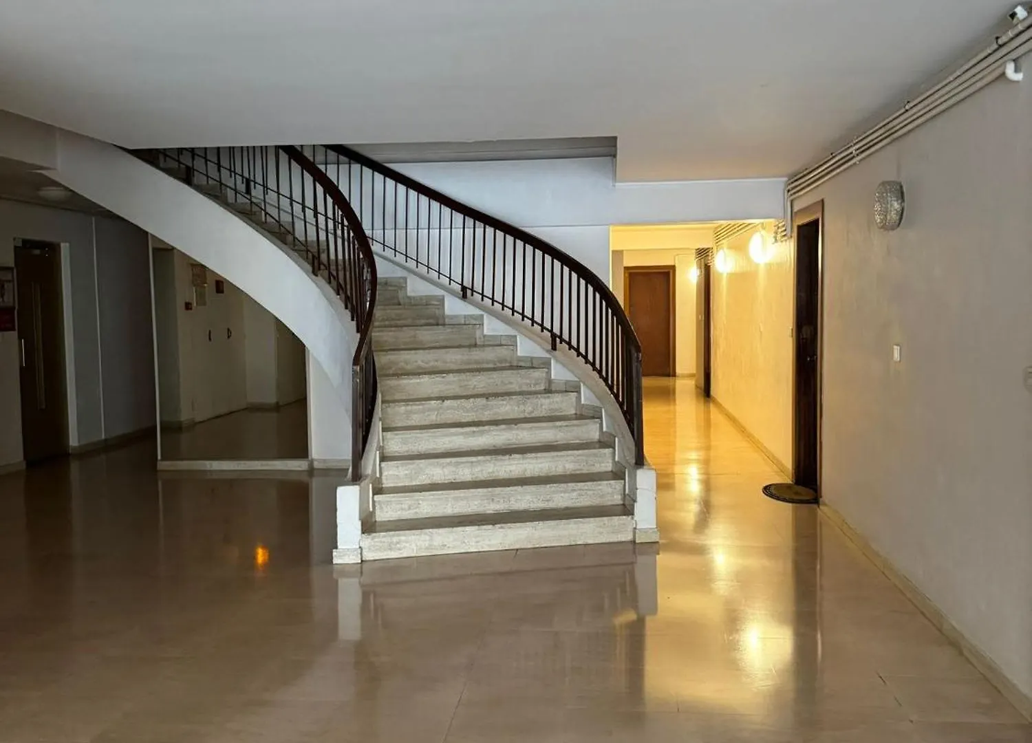 Contactos de Le Chevreuse Cannes Centre-Ville